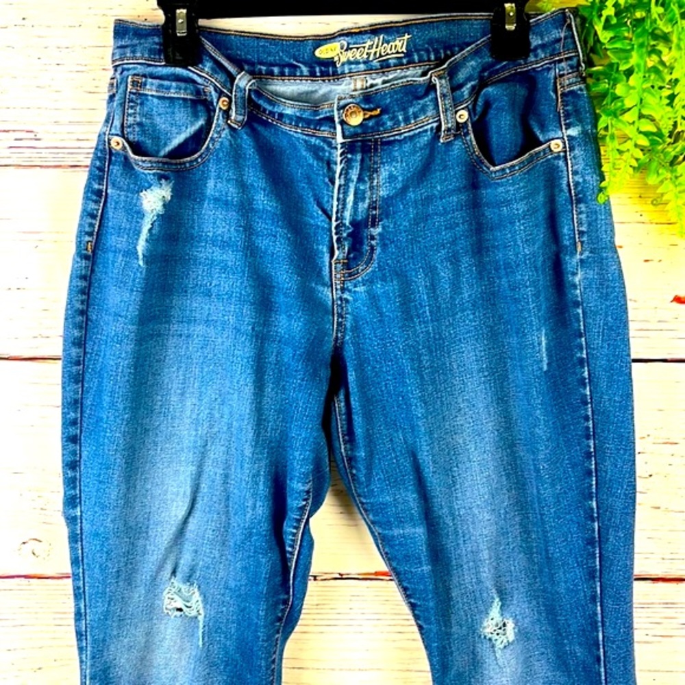 Old Navy Sweetheart Distressed Denim Jeans Size 12